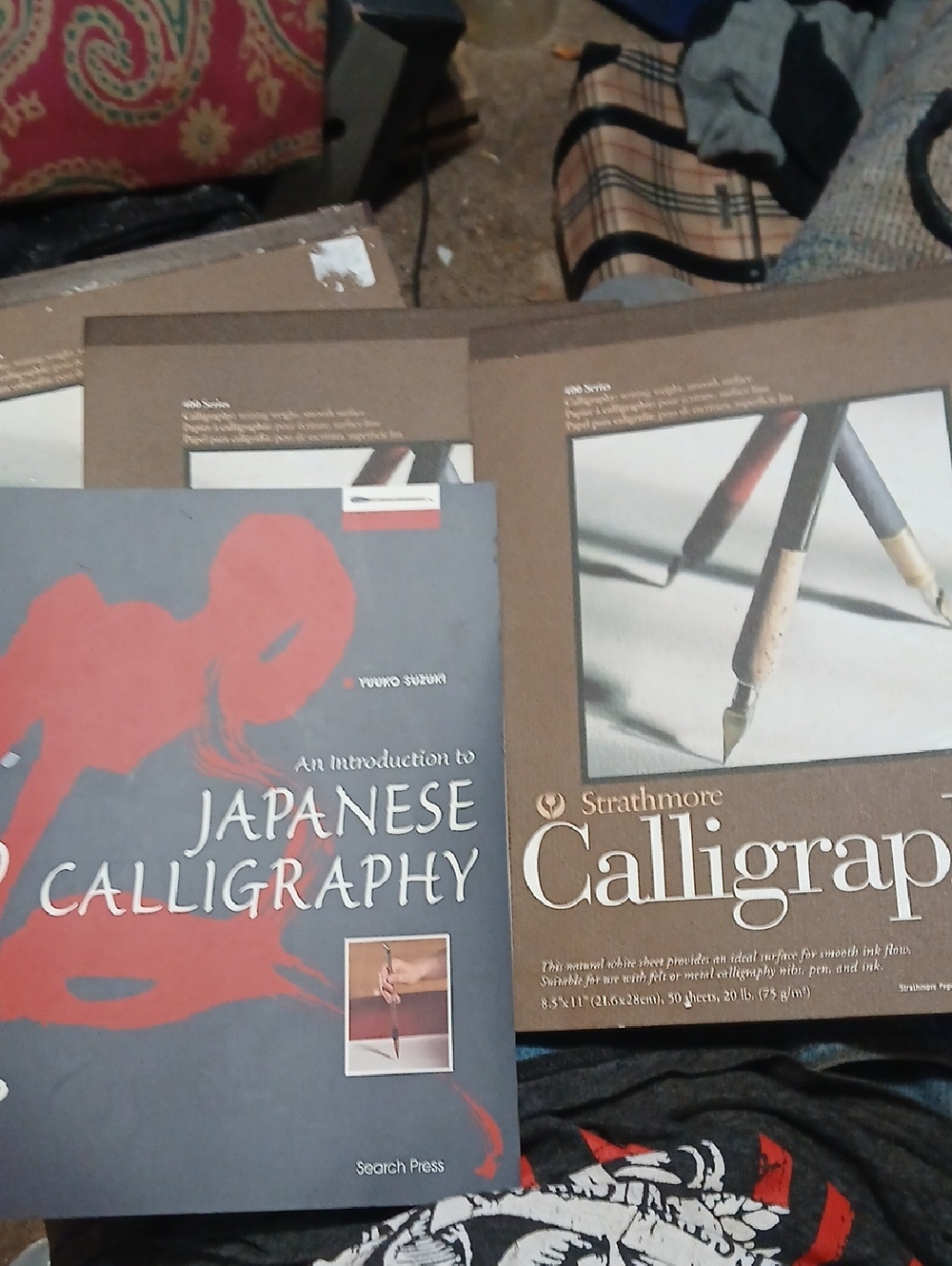 Lit of 3 Strathmore Calligraphy Pad & Japanese Calligraphy Book - Black/Red